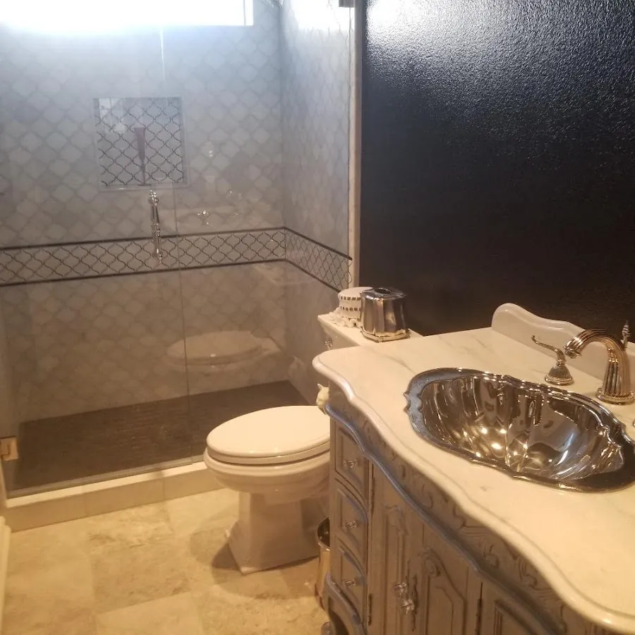 Professional plumbing work and bathroom remodeling in Tampa